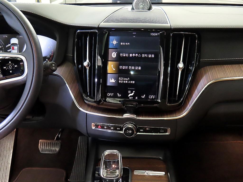 볼보 XC60 XC60(2세대) B6 AWD 인스크립션 이미지 11