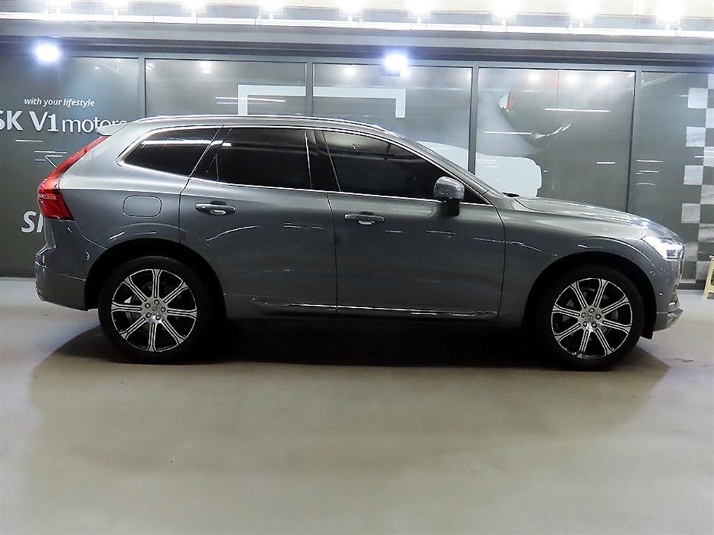 볼보 XC60 XC60(2세대) B6 AWD 인스크립션 이미지 3