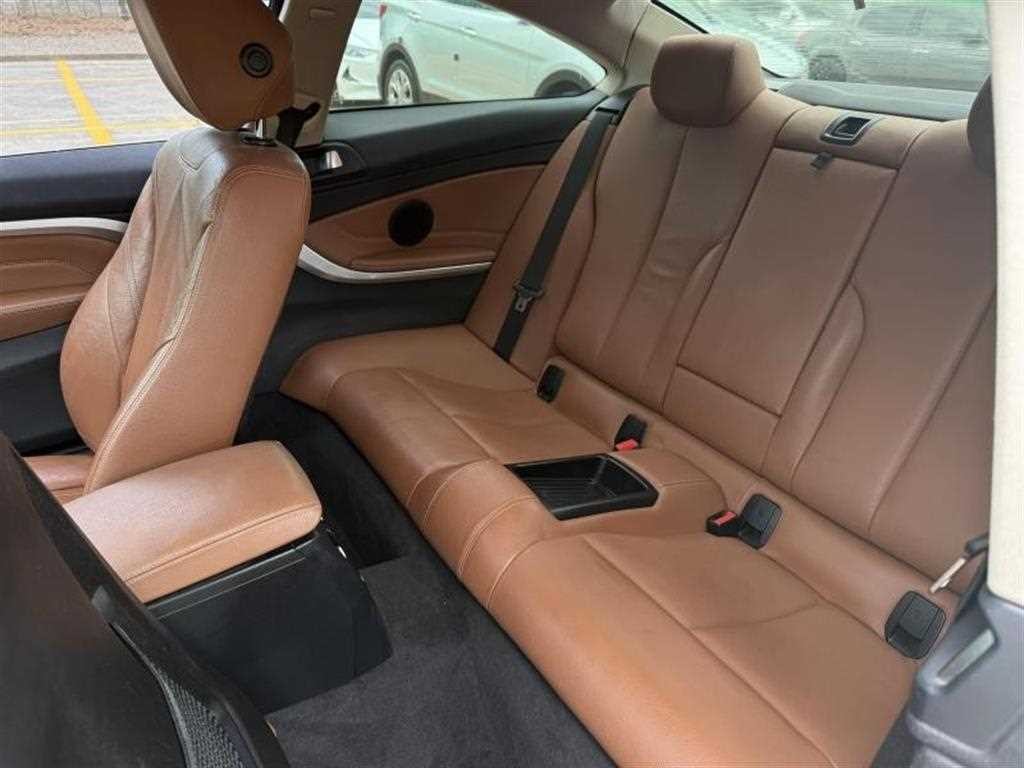 BMW 4시리즈 4시리즈 (F32) 420d 쿠페 럭셔리 이미지 11