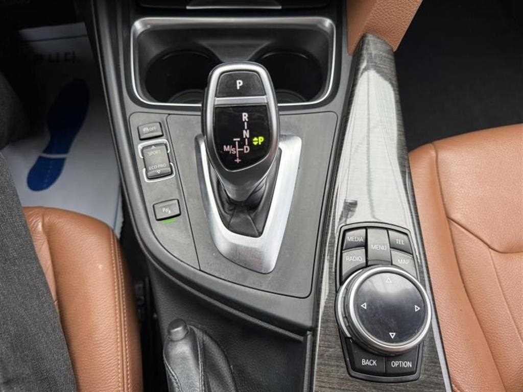 BMW 4시리즈 4시리즈 (F32) 420d 쿠페 럭셔리 이미지 16