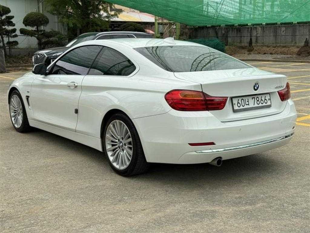 BMW 4시리즈 4시리즈 (F32) 420d 쿠페 럭셔리 이미지 5