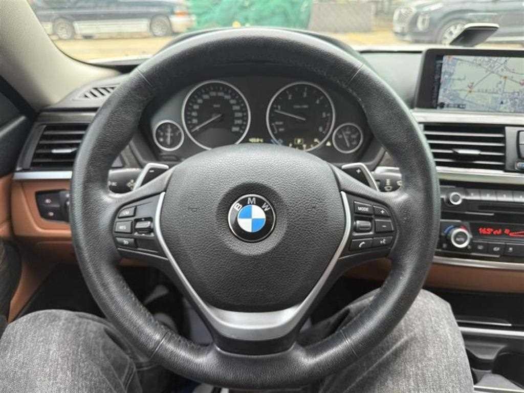 BMW 4시리즈 4시리즈 (F32) 420d 쿠페 럭셔리 이미지 8