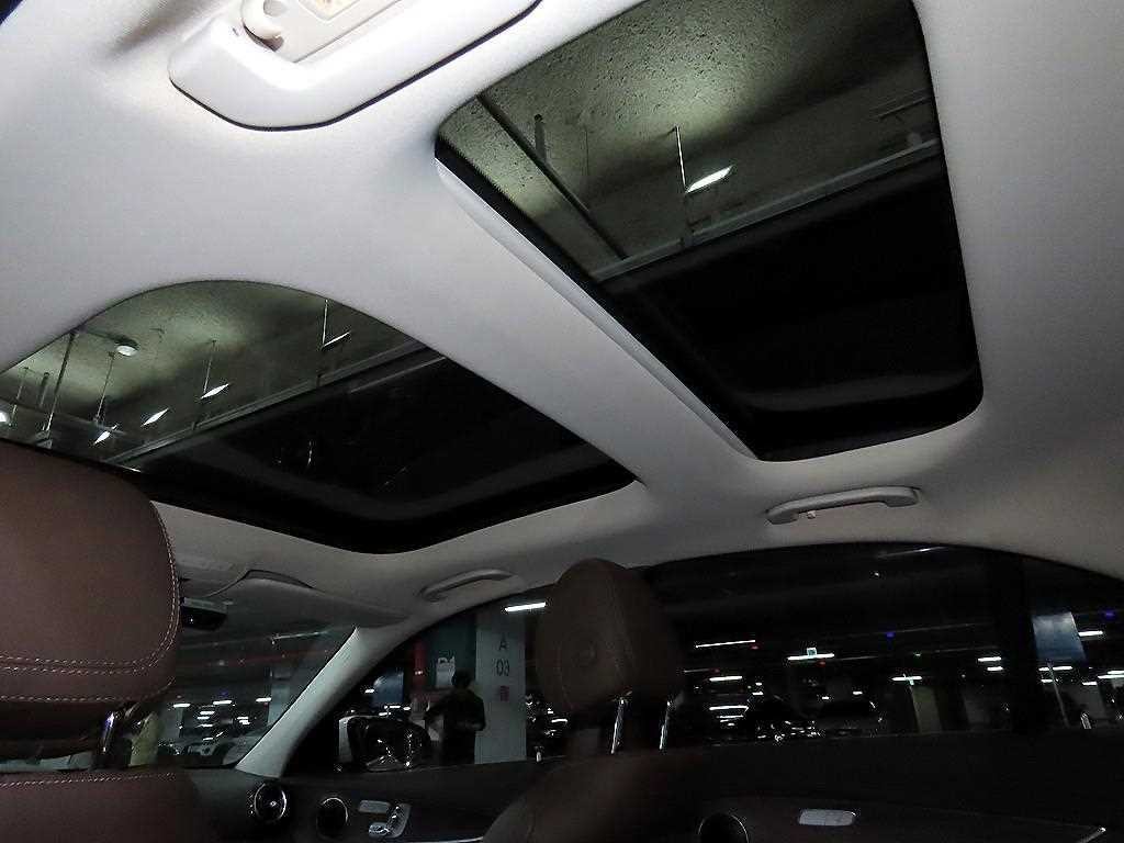 벤츠 E 클래스 E-클래스 W213 E300 4MATIC 익스클루시브 이미지 15