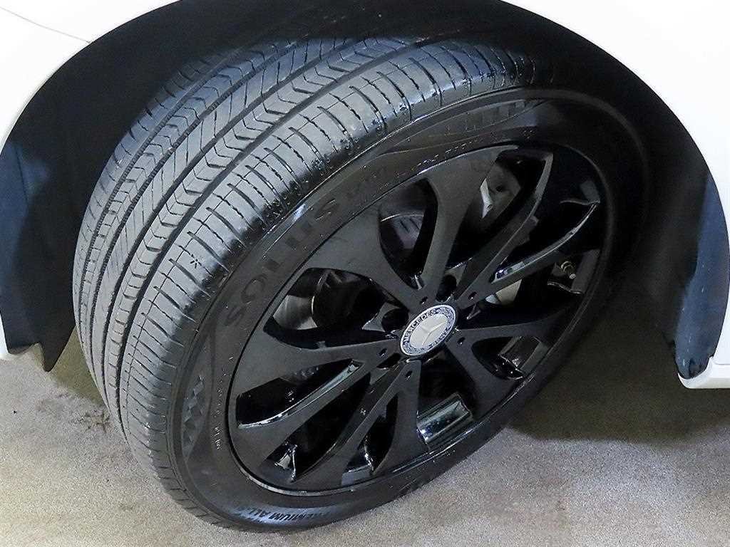 벤츠 E 클래스 E-클래스 W213 E300 4MATIC 익스클루시브 이미지 20