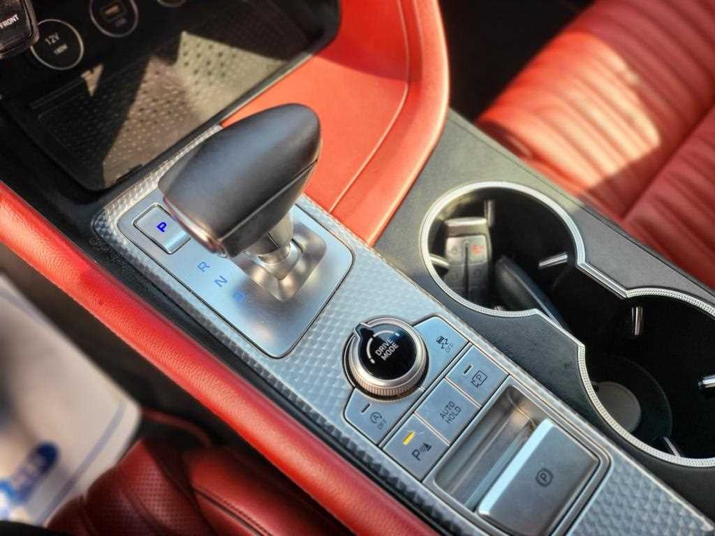 제네시스 G70 더 뉴 G70 가솔린 3.3T 4WD 스포츠 패키지 이미지 11