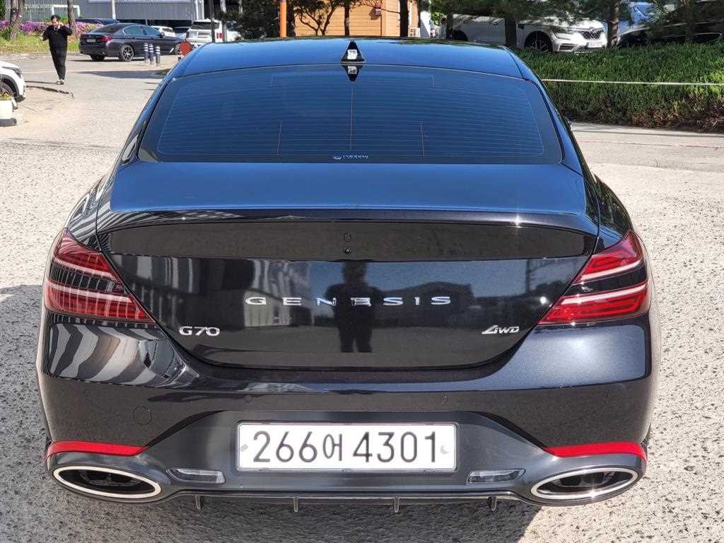 제네시스 G70 더 뉴 G70 가솔린 3.3T 4WD 스포츠 패키지 이미지 4
