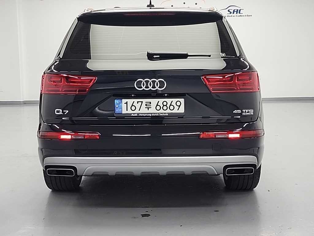 아우디 Q7 Q7 (4M) 45 TFSI 콰트로 이미지 3