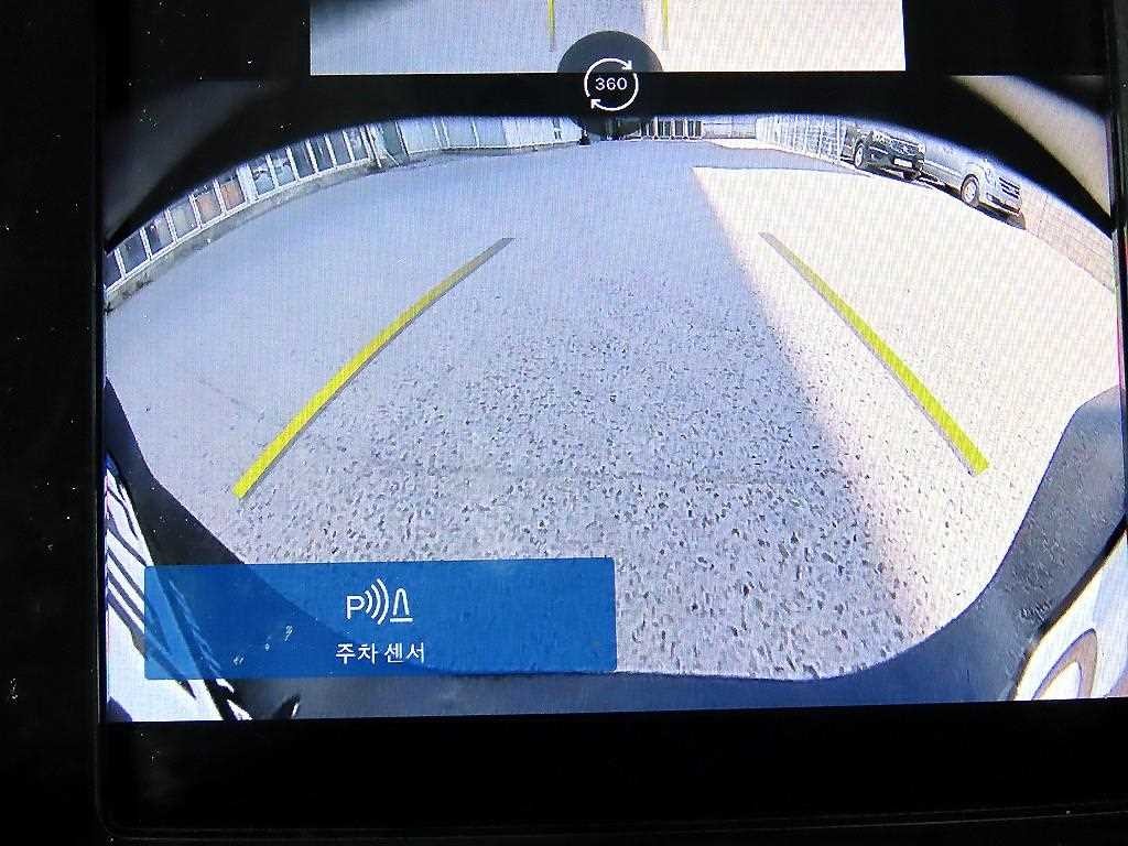 볼보 XC40 B4 AWD 얼티메이트 브라이트 이미지 14