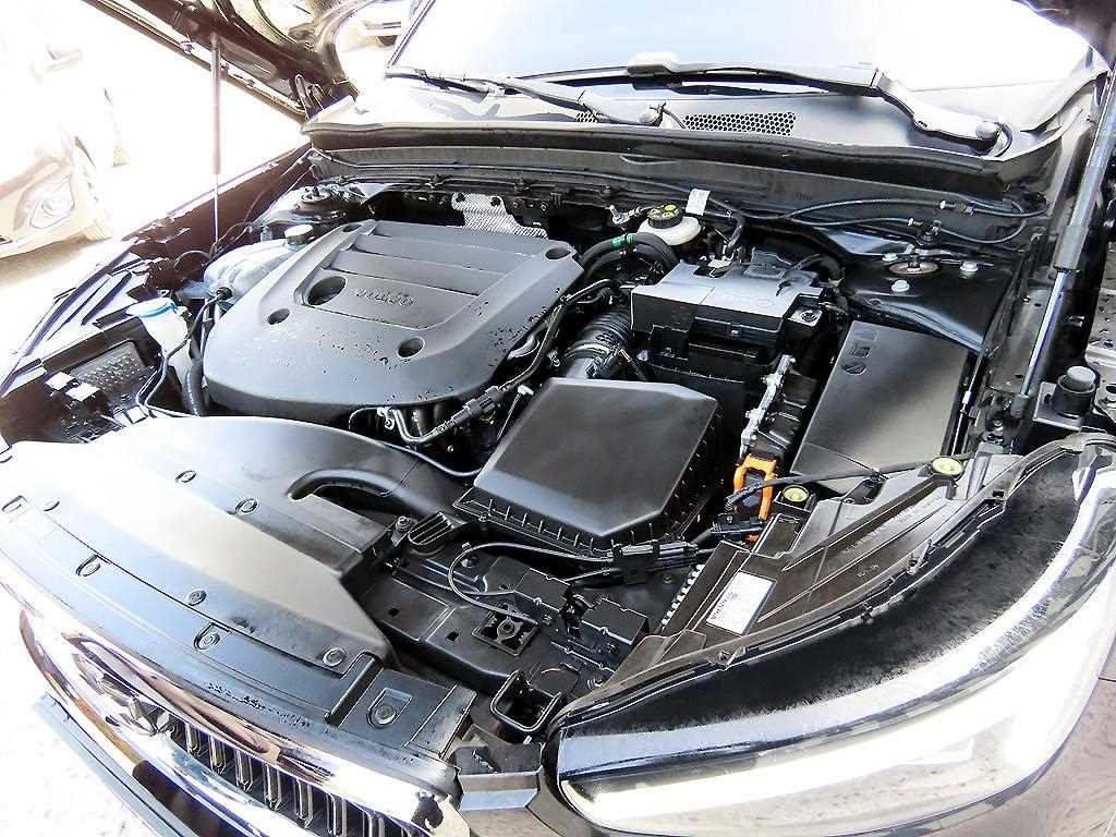 볼보 XC40 B4 AWD 얼티메이트 브라이트 이미지 19