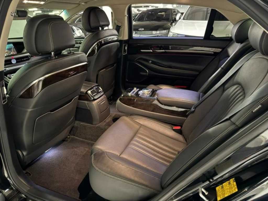 제네시스 G90 3.8 GDI AWD 프리미엄 럭셔리 이미지 11
