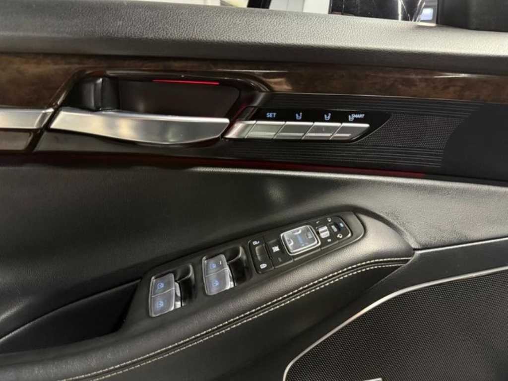 제네시스 G90 3.8 GDI AWD 프리미엄 럭셔리 이미지 16