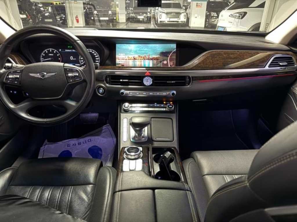 제네시스 G90 3.8 GDI AWD 프리미엄 럭셔리 이미지 8