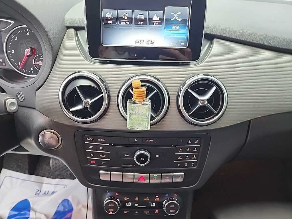 벤츠 B 클래스 (MY B) B클래스 (MY B) B200 d 이미지 10