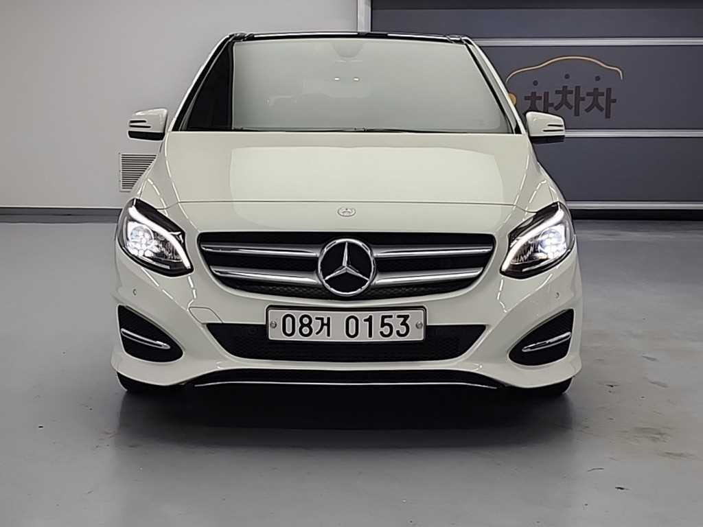 벤츠 B 클래스 (MY B) B클래스 (MY B) B200 d 이미지 2