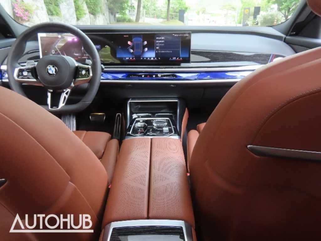BMW 7시리즈 7시리즈 (G70) 740i xDrive M 스포츠 이미지 16
