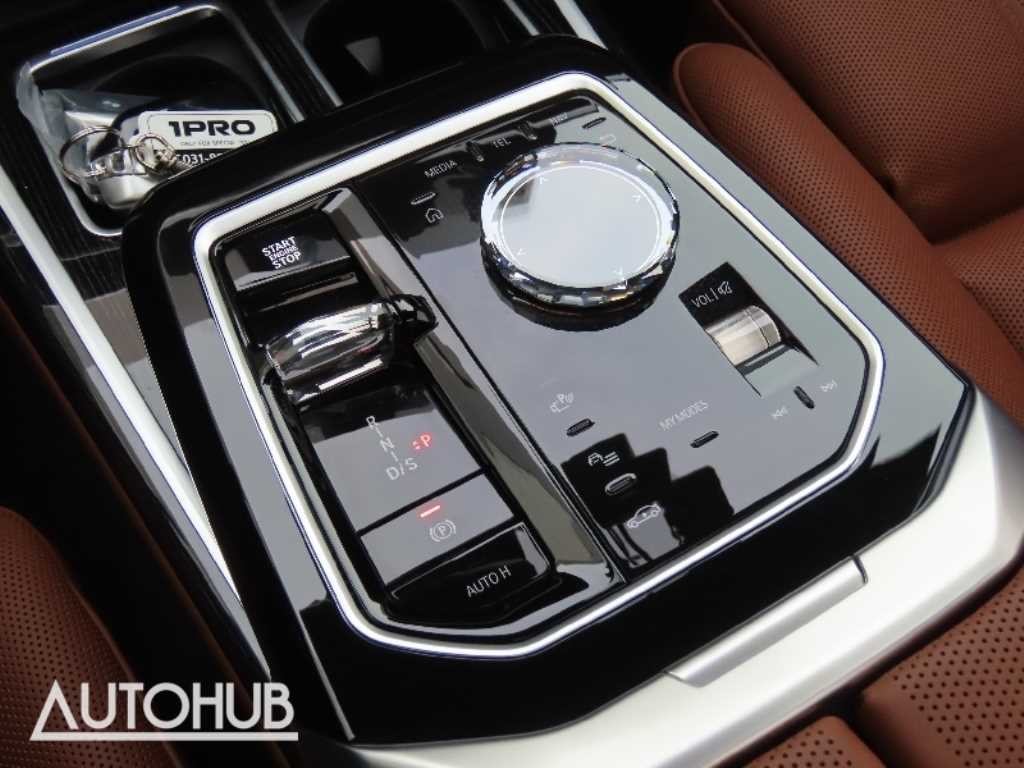 BMW 7시리즈 7시리즈 (G70) 740i xDrive M 스포츠 이미지 7