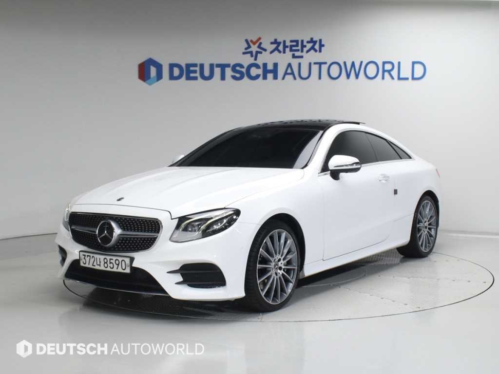 벤츠 E 클래스 E-클래스 W213 E450 4MATIC 쿠페 이미지 1