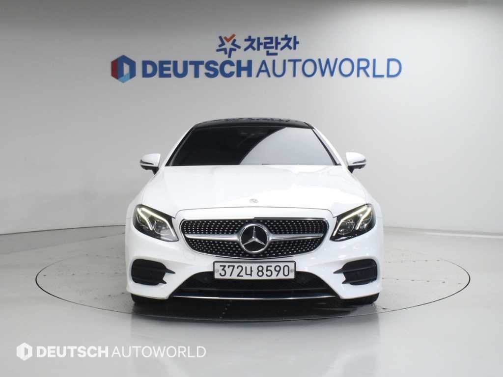 벤츠 E 클래스 E-클래스 W213 E450 4MATIC 쿠페 이미지 3