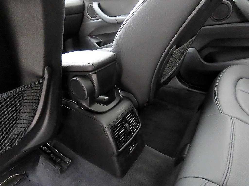 BMW X1 X1 (F48) xDrive 20i 어드밴티지 이미지 15