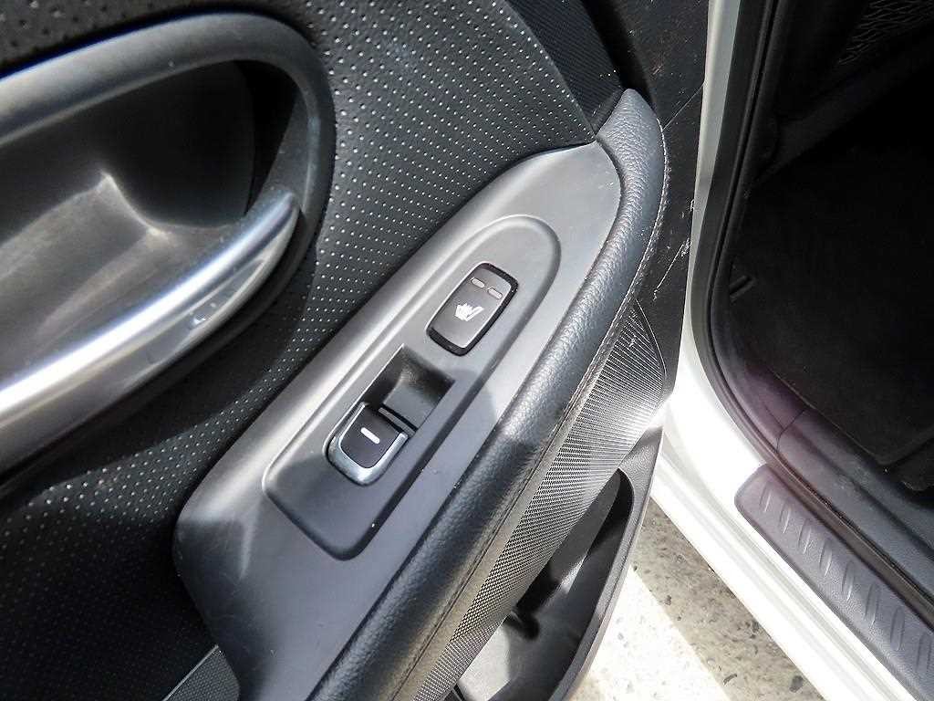 기아 카렌스 올뉴 카렌스 1.7 VGT 프레스티지 이미지 16