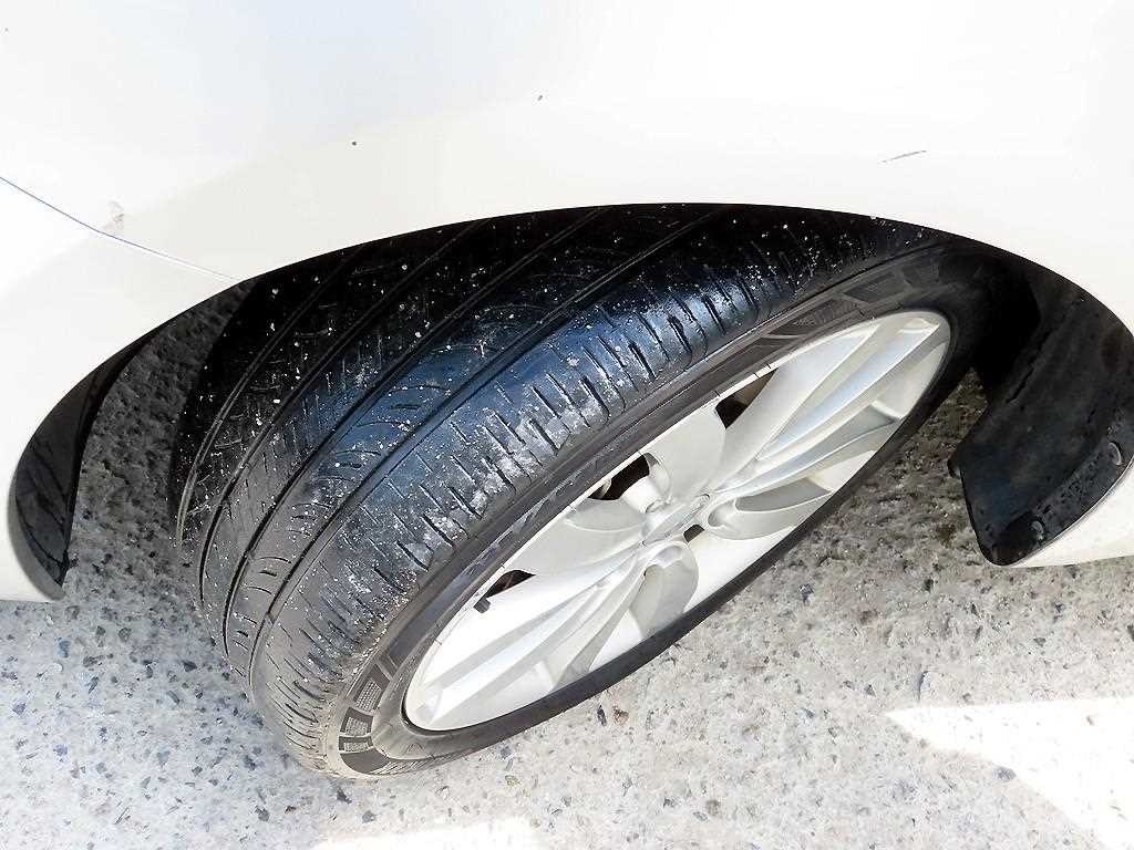 기아 카렌스 올뉴 카렌스 1.7 VGT 프레스티지 이미지 20