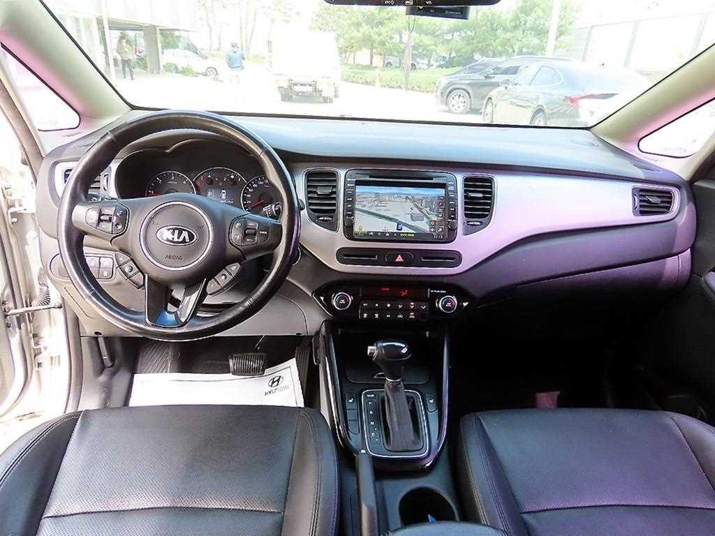 기아 카렌스 올뉴 카렌스 1.7 VGT 프레스티지 이미지 7