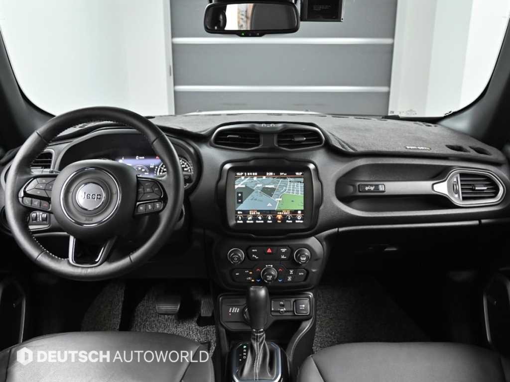 지프 레니게이드 2.4 리미티드 AWD 이미지 7