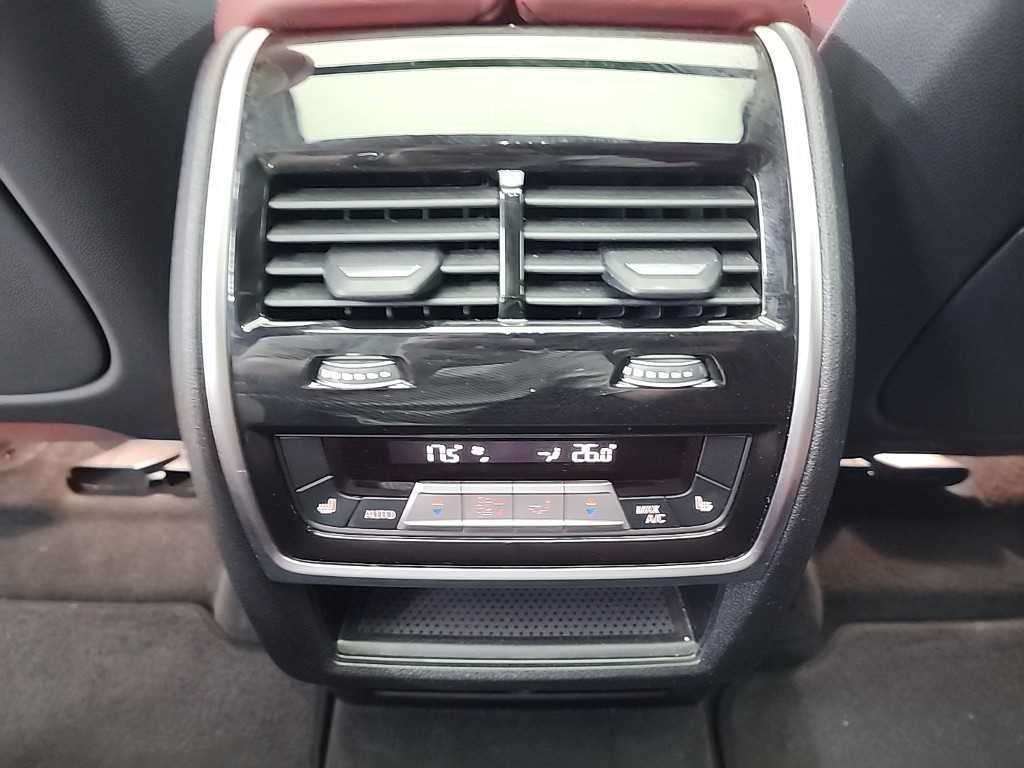 BMW X6 X6 (G06) xDrive 30d M 스포츠 퍼스트 에디션 이미지 13