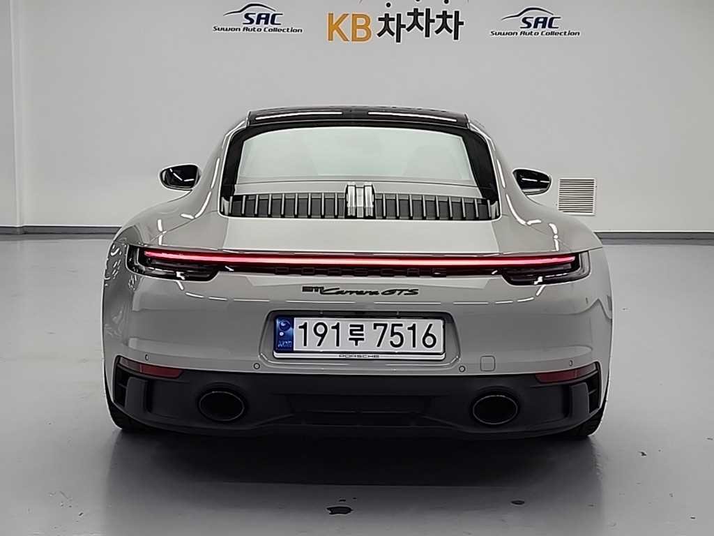 포르쉐 911 911(992) 카레라 GTS 이미지 2