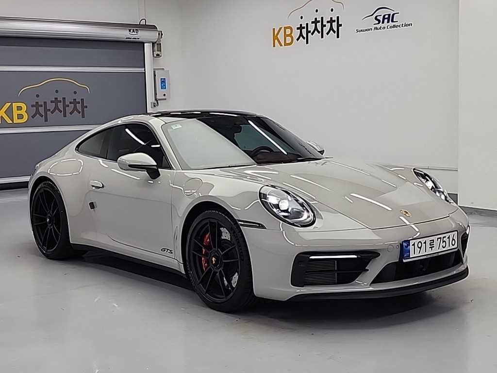 포르쉐 911 911(992) 카레라 GTS 이미지 3