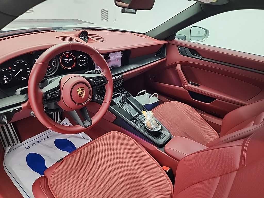 포르쉐 911 911(992) 카레라 GTS 이미지 7