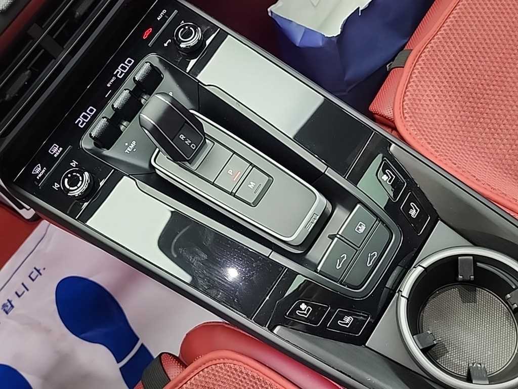 포르쉐 911 911(992) 카레라 GTS 이미지 8