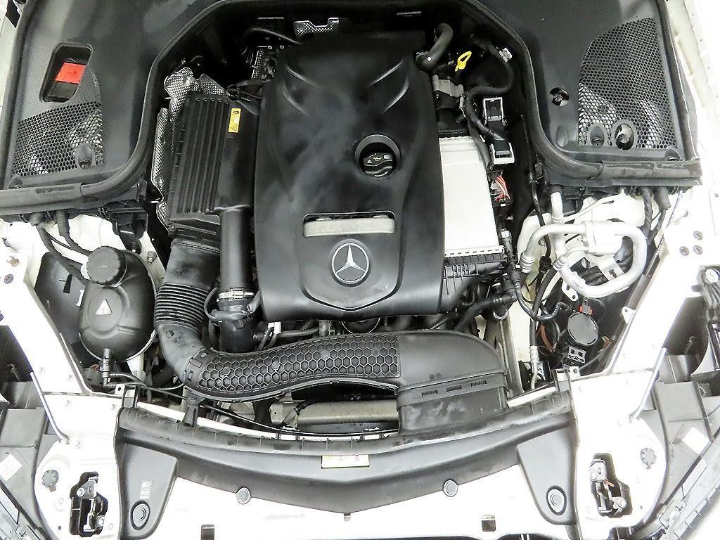 벤츠 E 클래스 E-클래스 W213 E300 4MATIC 아방가르드 이미지 20
