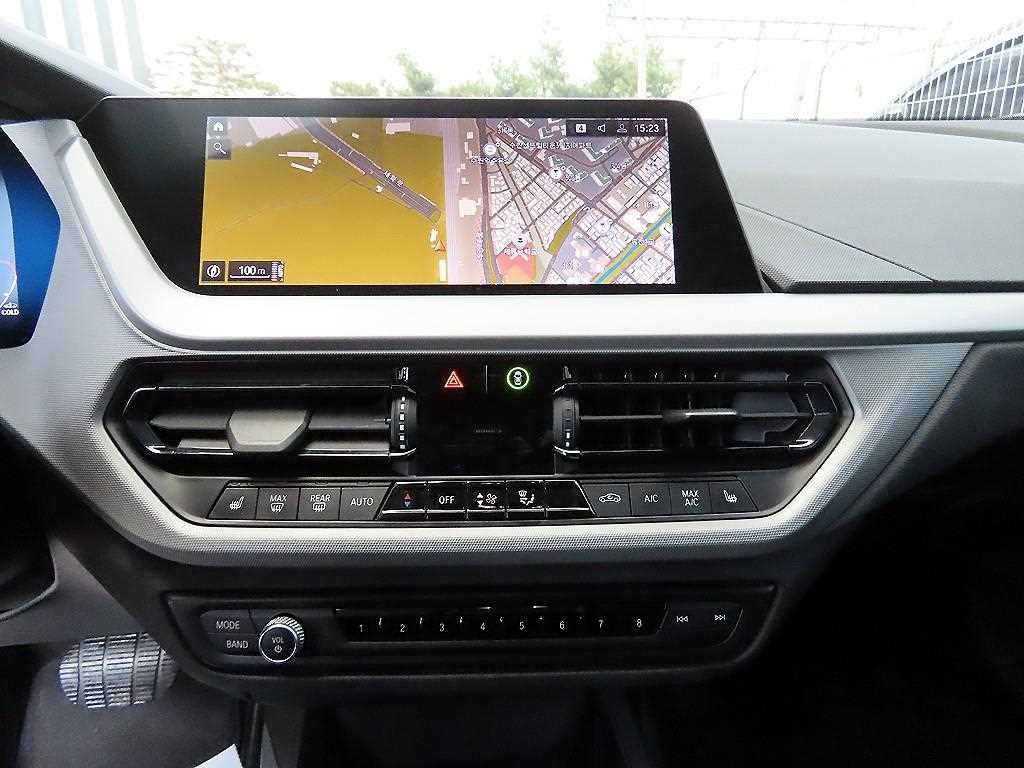 BMW 1시리즈 1시리즈 (F40) 118d 조이 이미지 13
