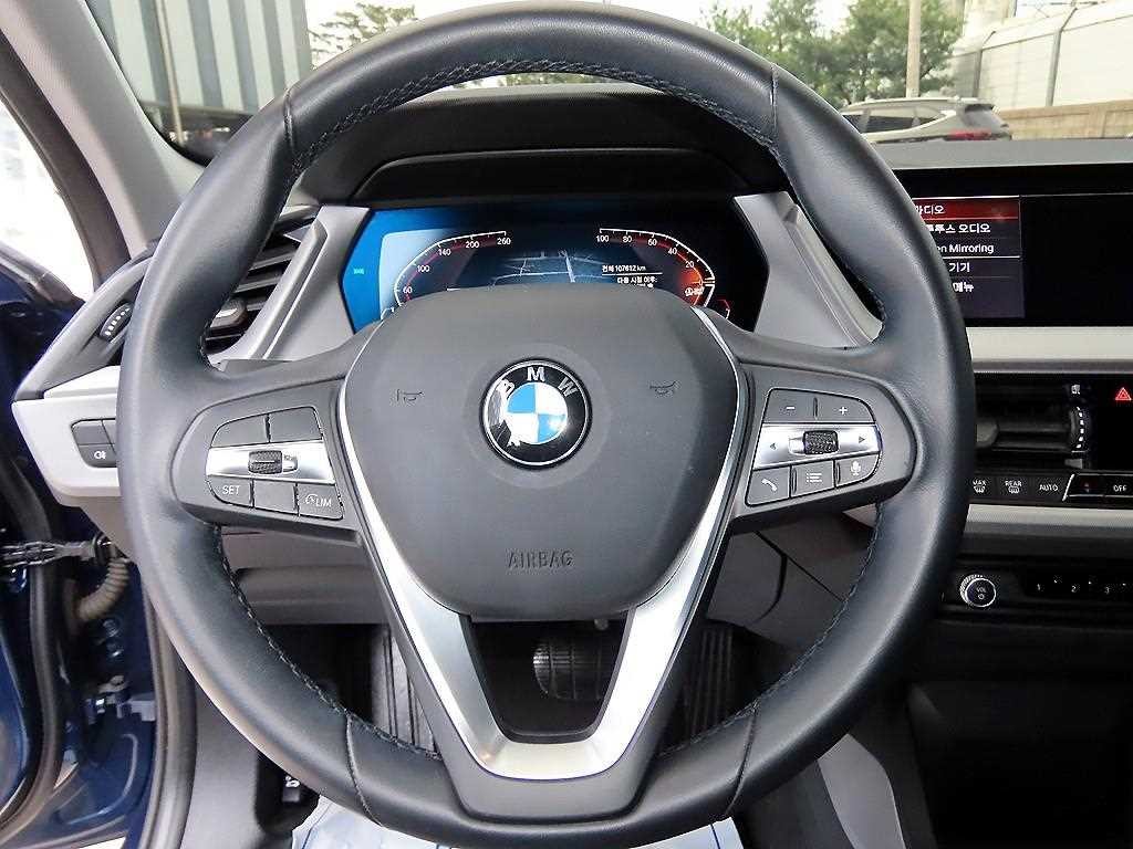 BMW 1시리즈 1시리즈 (F40) 118d 조이 이미지 8