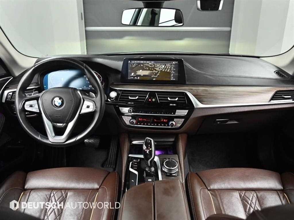 BMW 5시리즈 5시리즈 (G30) 530i 럭셔리 플러스 이미지 7
