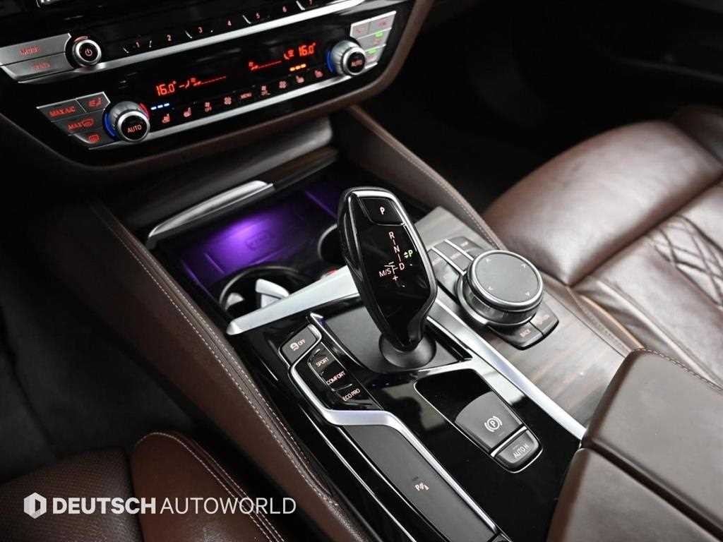 BMW 5시리즈 5시리즈 (G30) 530i 럭셔리 플러스 이미지 9