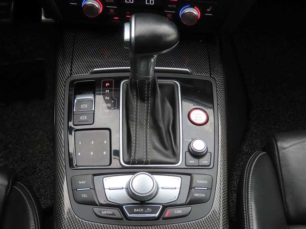 아우디 S7 4.0 TFSI  콰트로 이미지 12