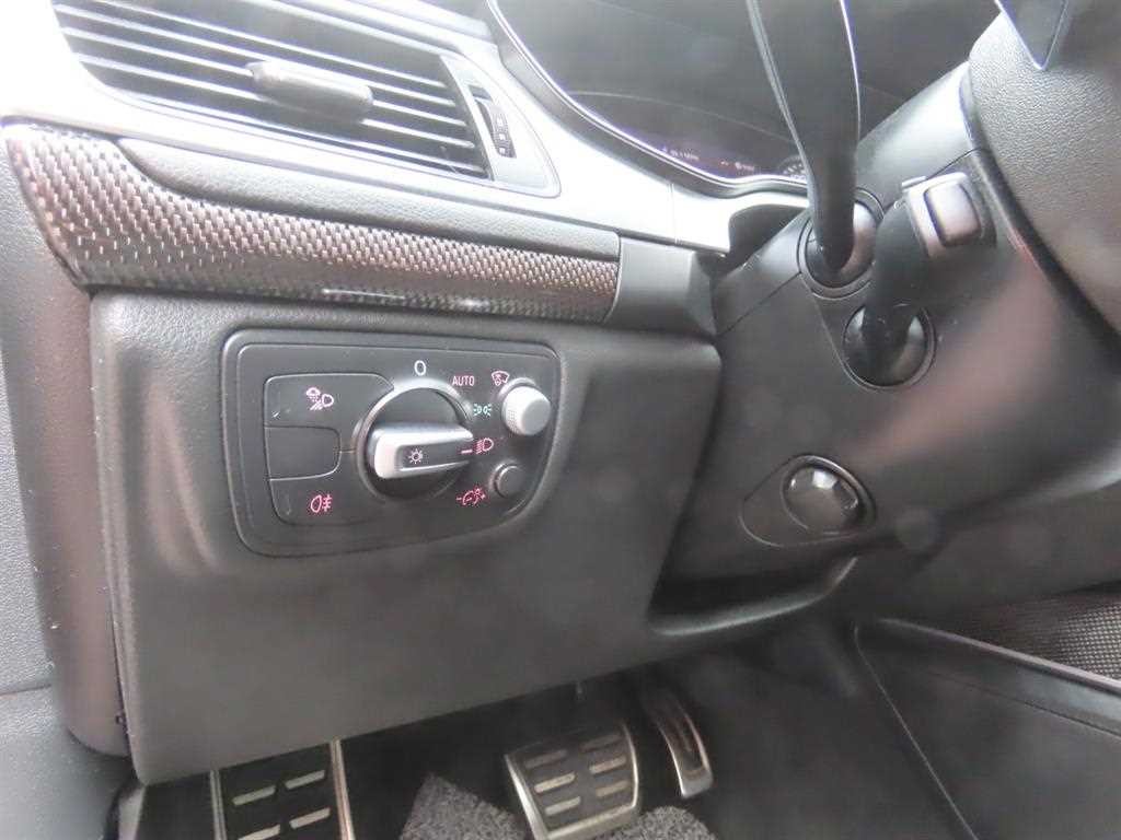아우디 S7 4.0 TFSI  콰트로 이미지 14