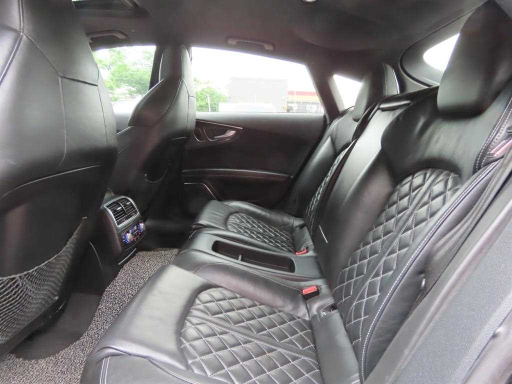 아우디 S7 4.0 TFSI  콰트로 이미지 6