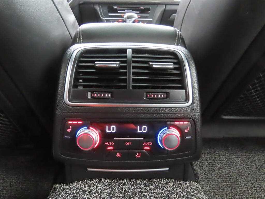 아우디 S7 4.0 TFSI  콰트로 이미지 7