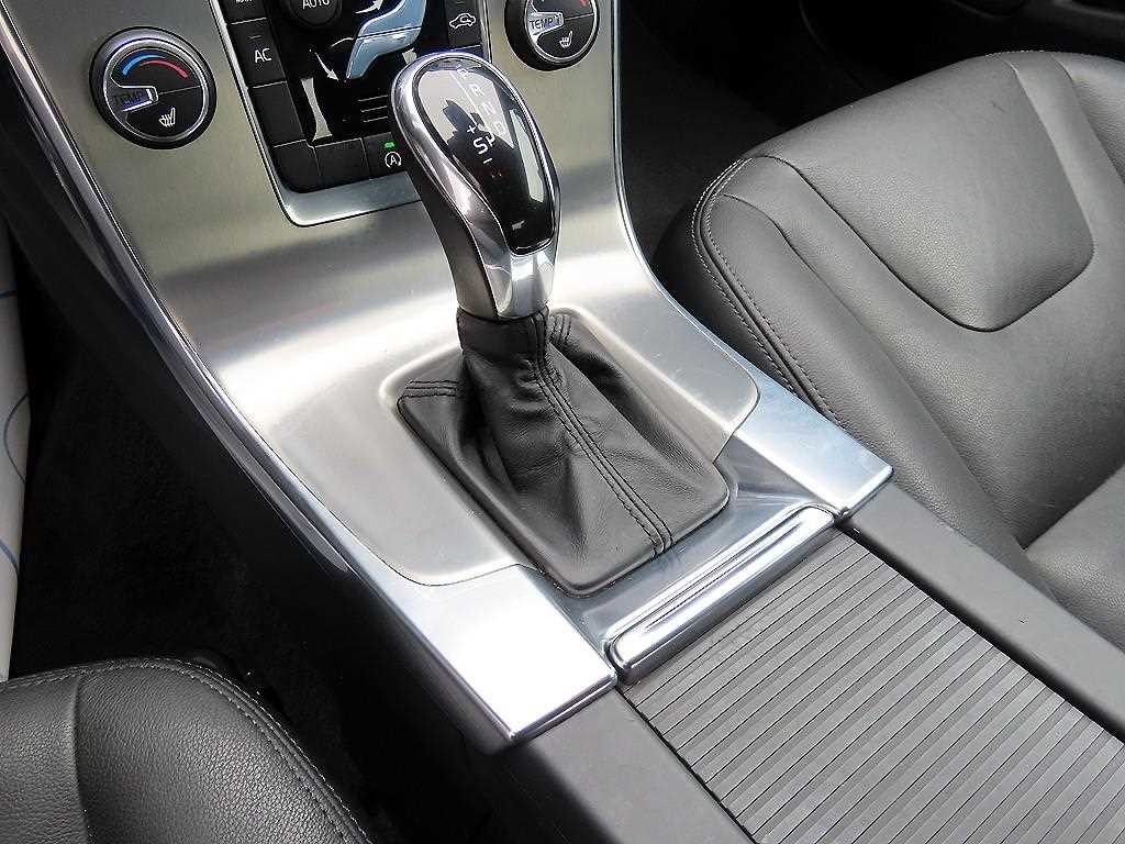 볼보 S60 뉴S60 D2 이미지 10