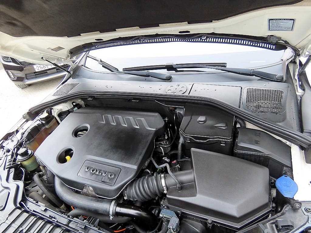 볼보 S60 뉴S60 D2 이미지 19