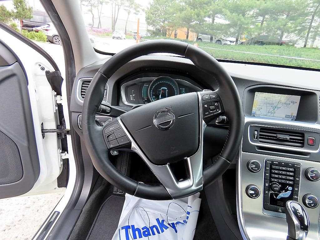 볼보 S60 뉴S60 D2 이미지 8