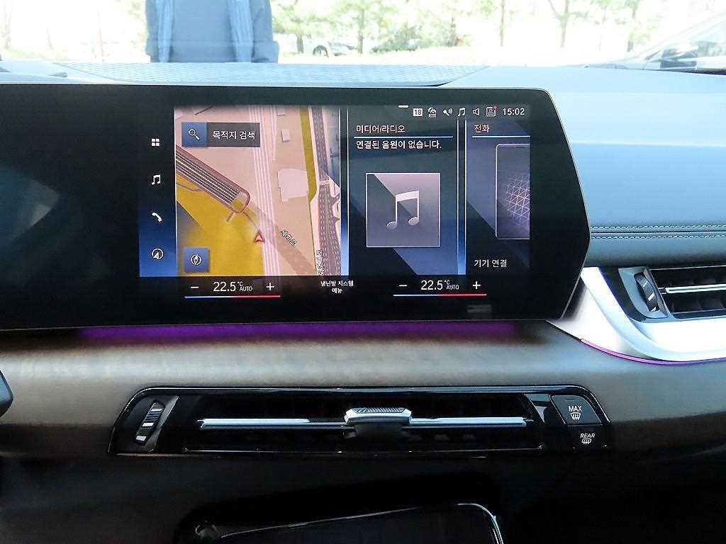 BMW 2시리즈 2시리즈 액티브 투어러 (U06) 220i 럭셔리 이미지 12