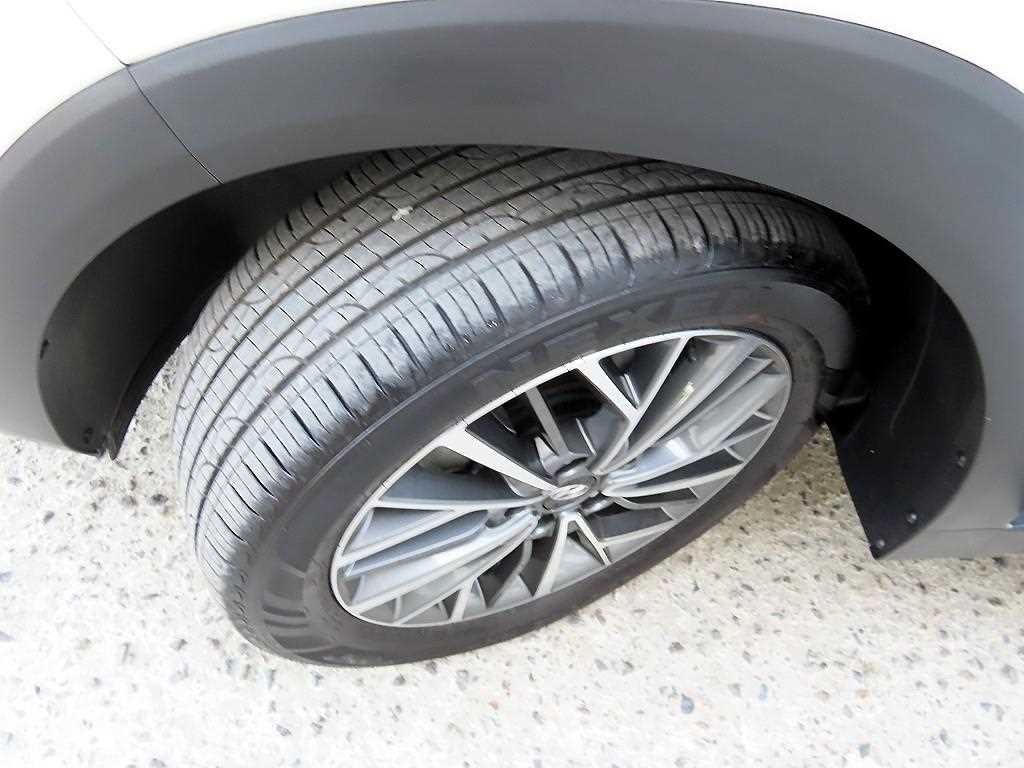 현대 투싼 올뉴투싼 디젤 2.0 2WD 프리미엄 이미지 20