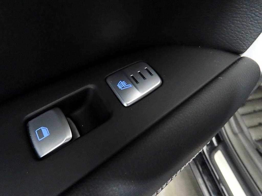 제네시스 G70 2.2D AWD 어드밴스드 이미지 15