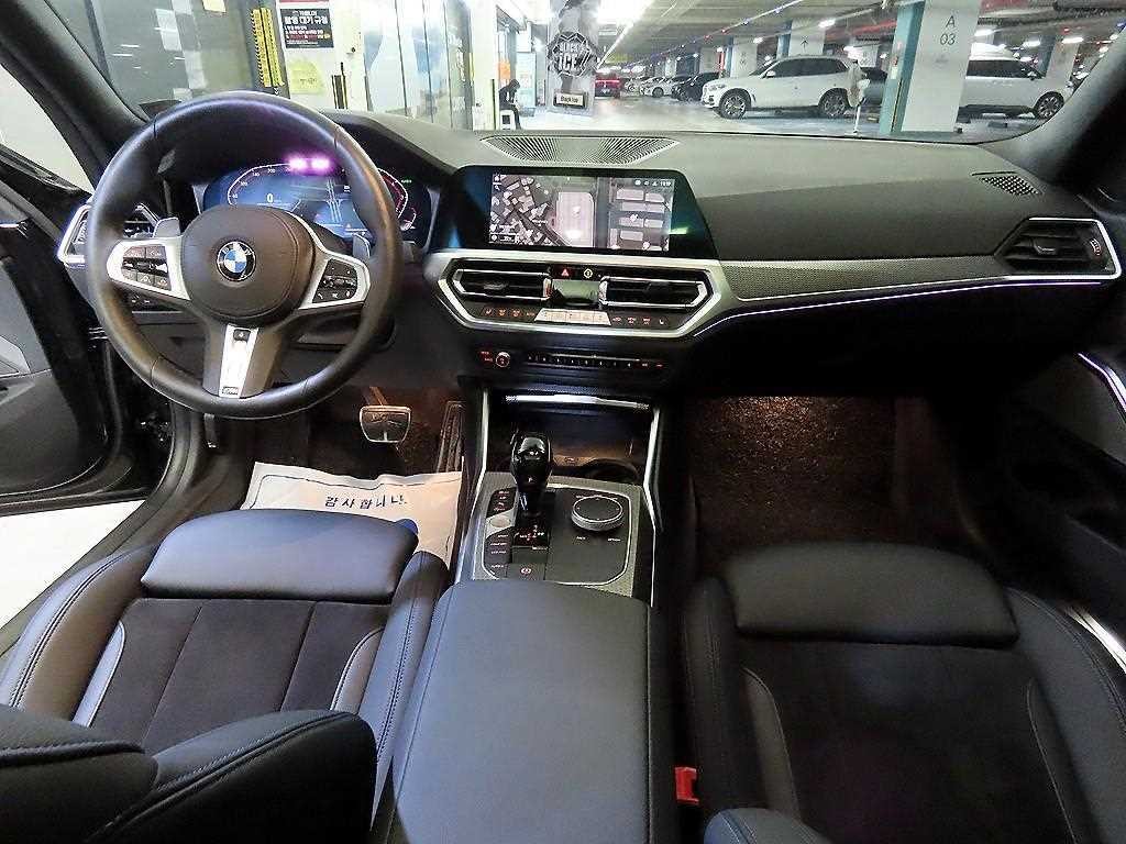 BMW 3시리즈 3시리즈 (G20) 320i M 스포츠 이미지 10