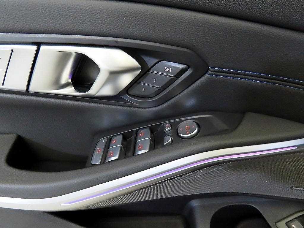 BMW 3시리즈 3시리즈 (G20) 320i M 스포츠 이미지 13