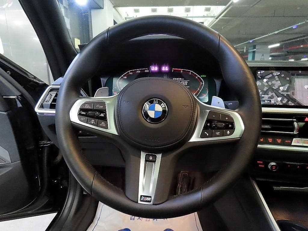 BMW 3시리즈 3시리즈 (G20) 320i M 스포츠 이미지 8